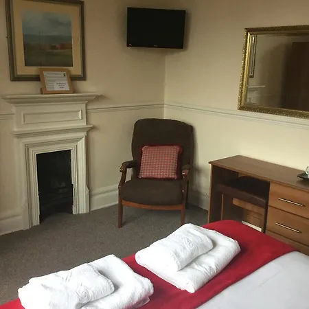 Hotel Black Horse Otley 3*