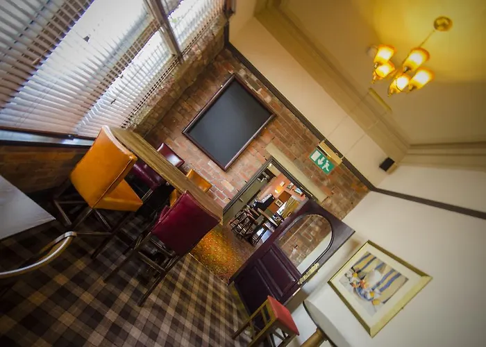 Black Horse Otley Hotel 3*