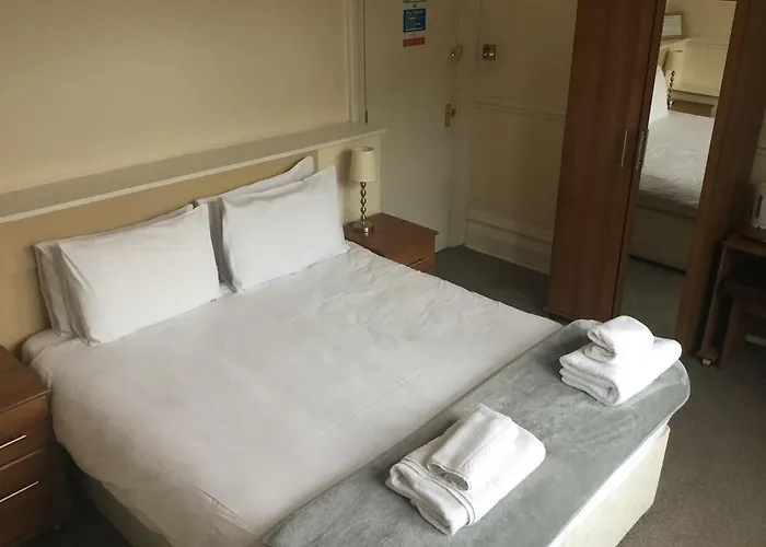 Black Horse Otley 3* Leeds (West Yorkshire)