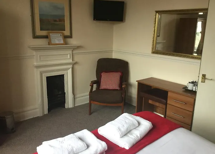 Hotel Black Horse Otley 3*