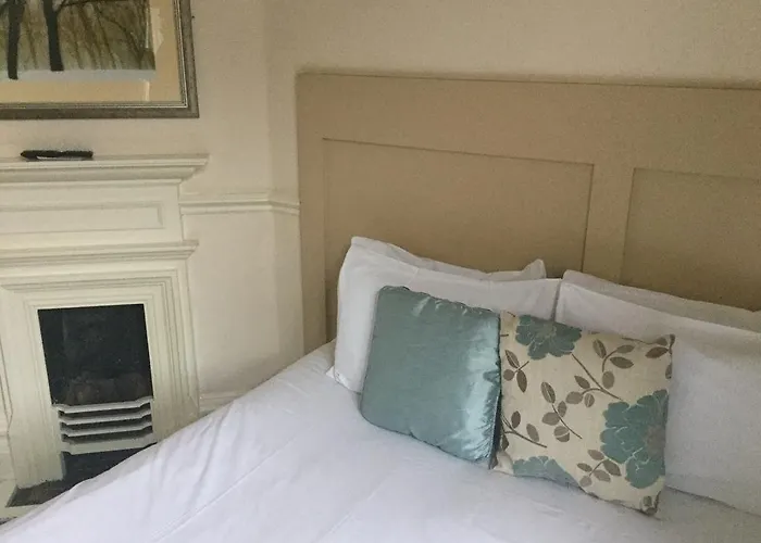 Black Horse Otley 3*