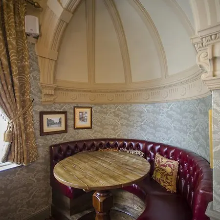 Hotell Black Horse Otley 3*