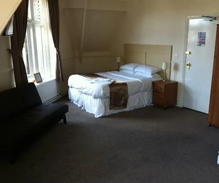 Black Horse Otley Hotell